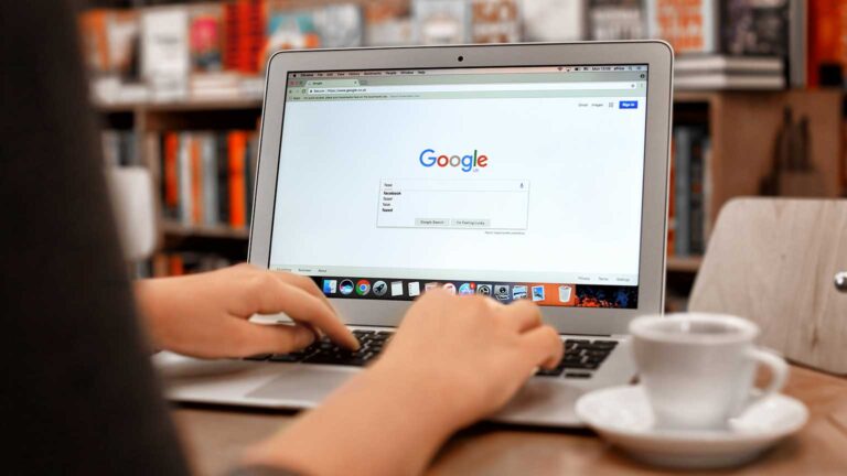 Google ve Instagram reklam yönetimi ile hedef kitlenize doğrudan ulaşarak, dönüşüm oranlarınızı artırın.